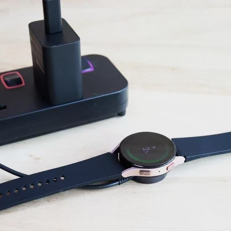 Watch Charging Dock - Base de Carga Inalámbrica Magnética USB